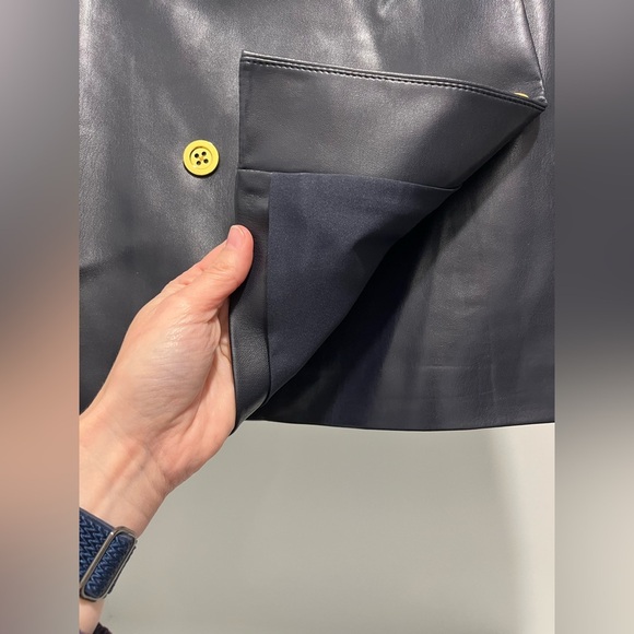 J. Crew Mini wrap skirt in navy blue faux patent leather women’s Size 4 NWT - Picture 7 of 12